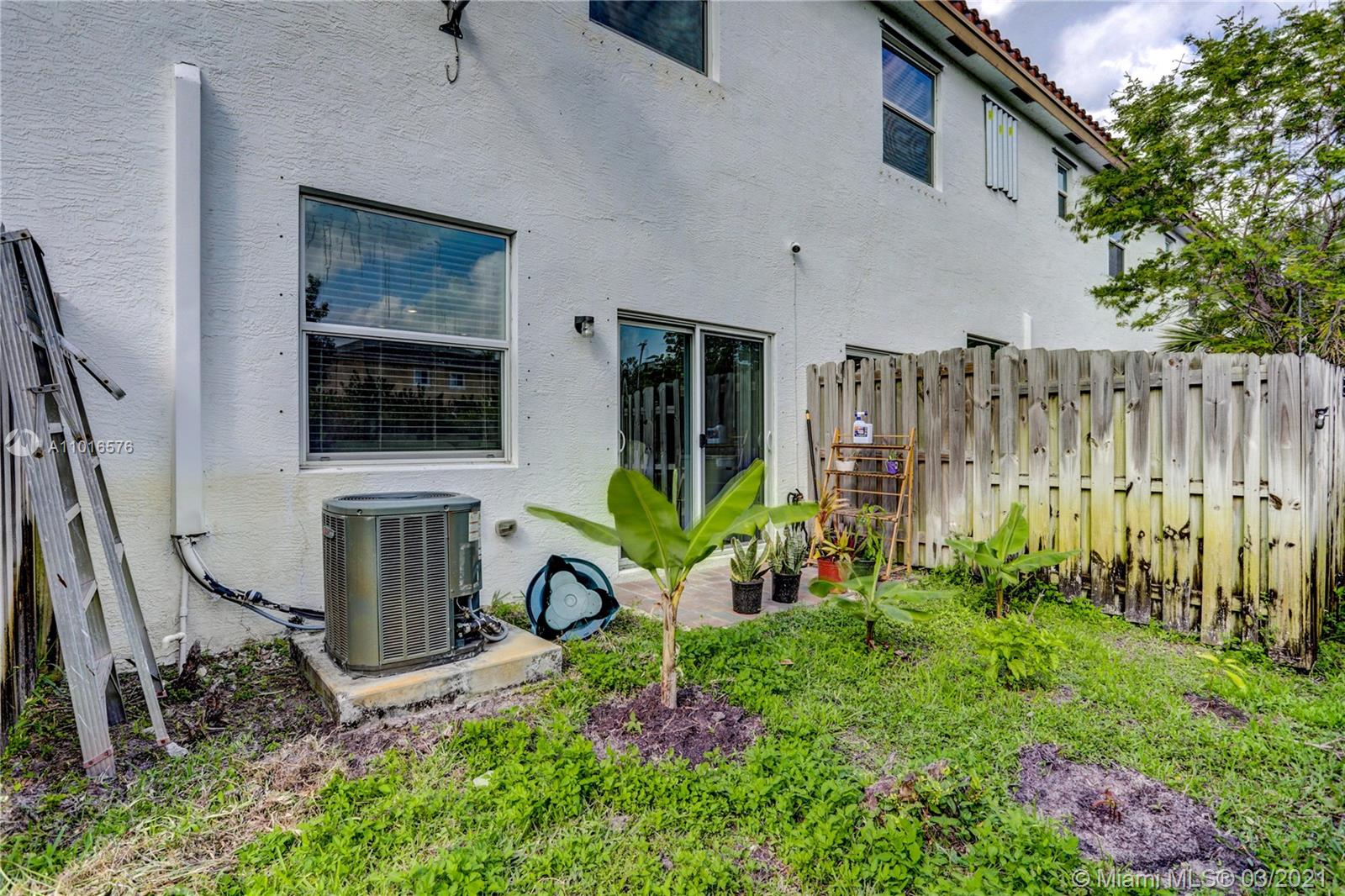 5258 Ashley River Road West Palm Beach, FL 33417 - Photo 31 of 42