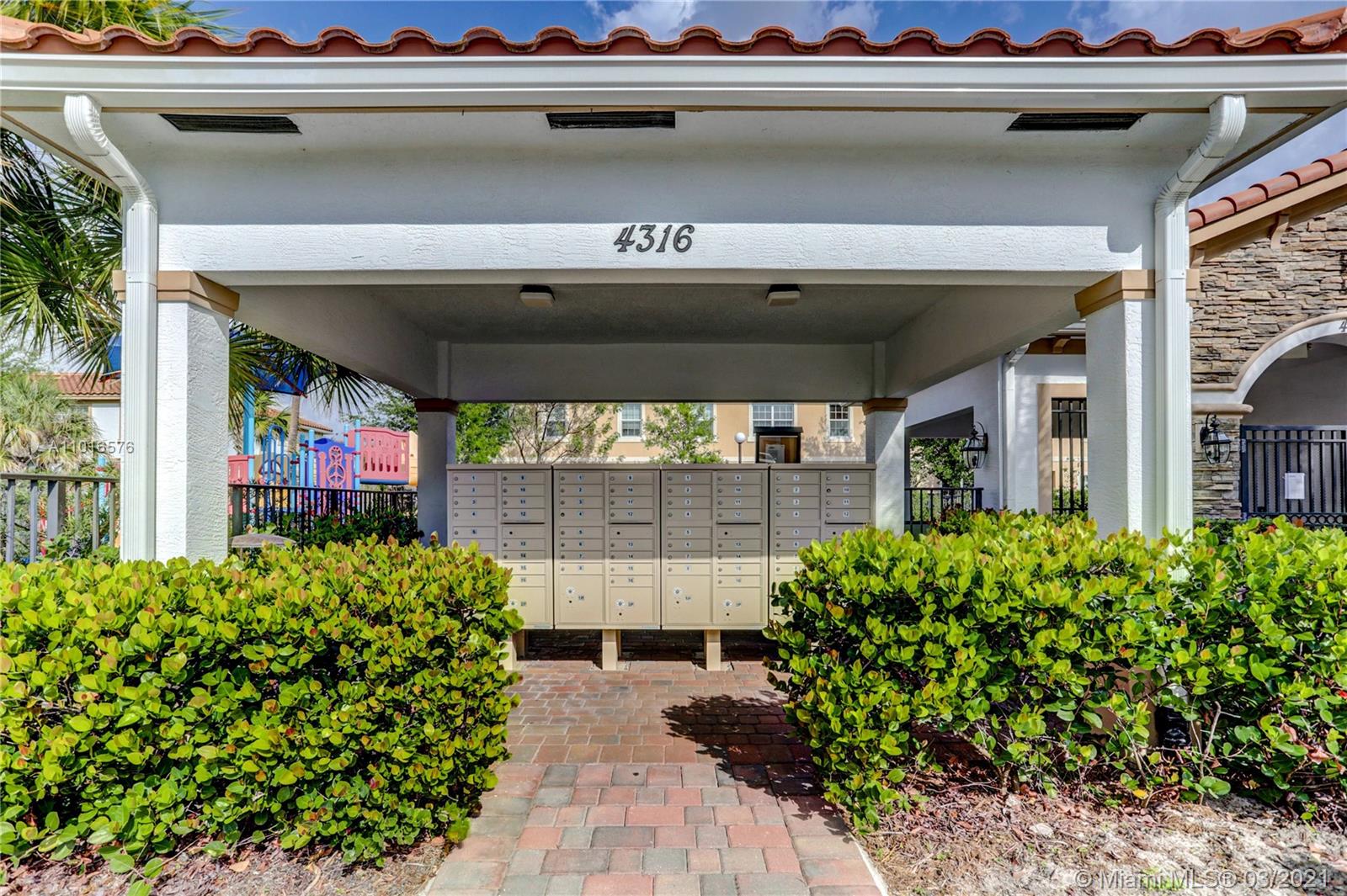 5258 Ashley River Road West Palm Beach, FL 33417 - Photo 37 of 42