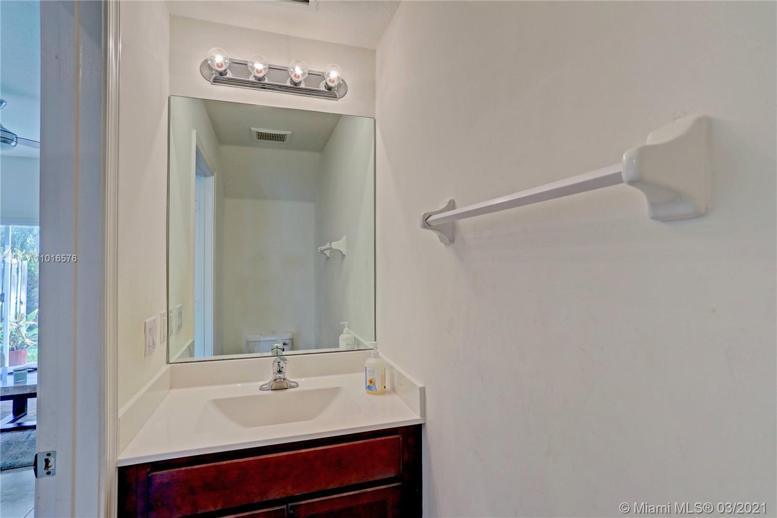 5258 Ashley River Road West Palm Beach, FL 33417 - Photo 9 of 42