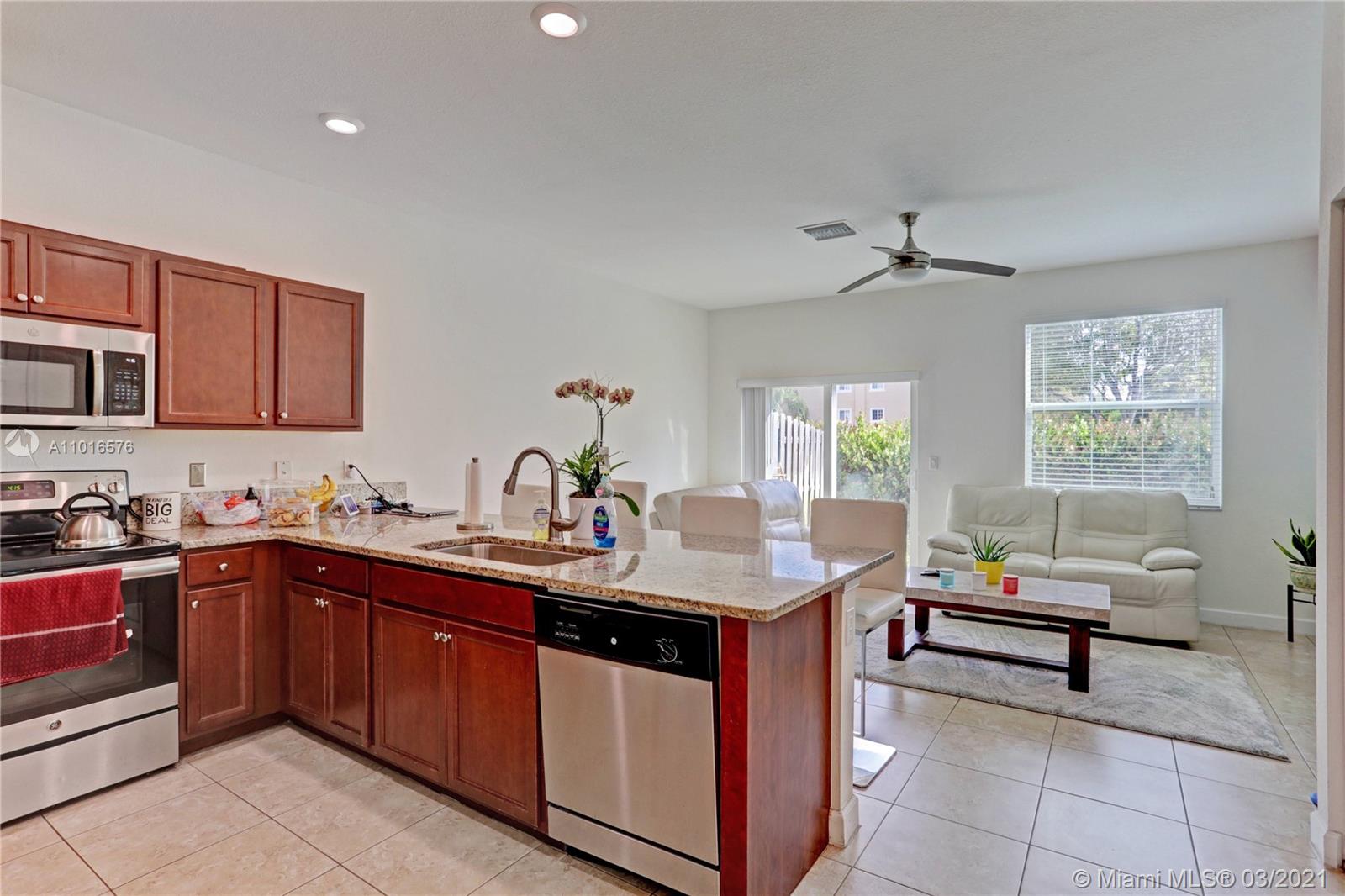 5258 Ashley River Road West Palm Beach, FL 33417 - Photo 10 of 42