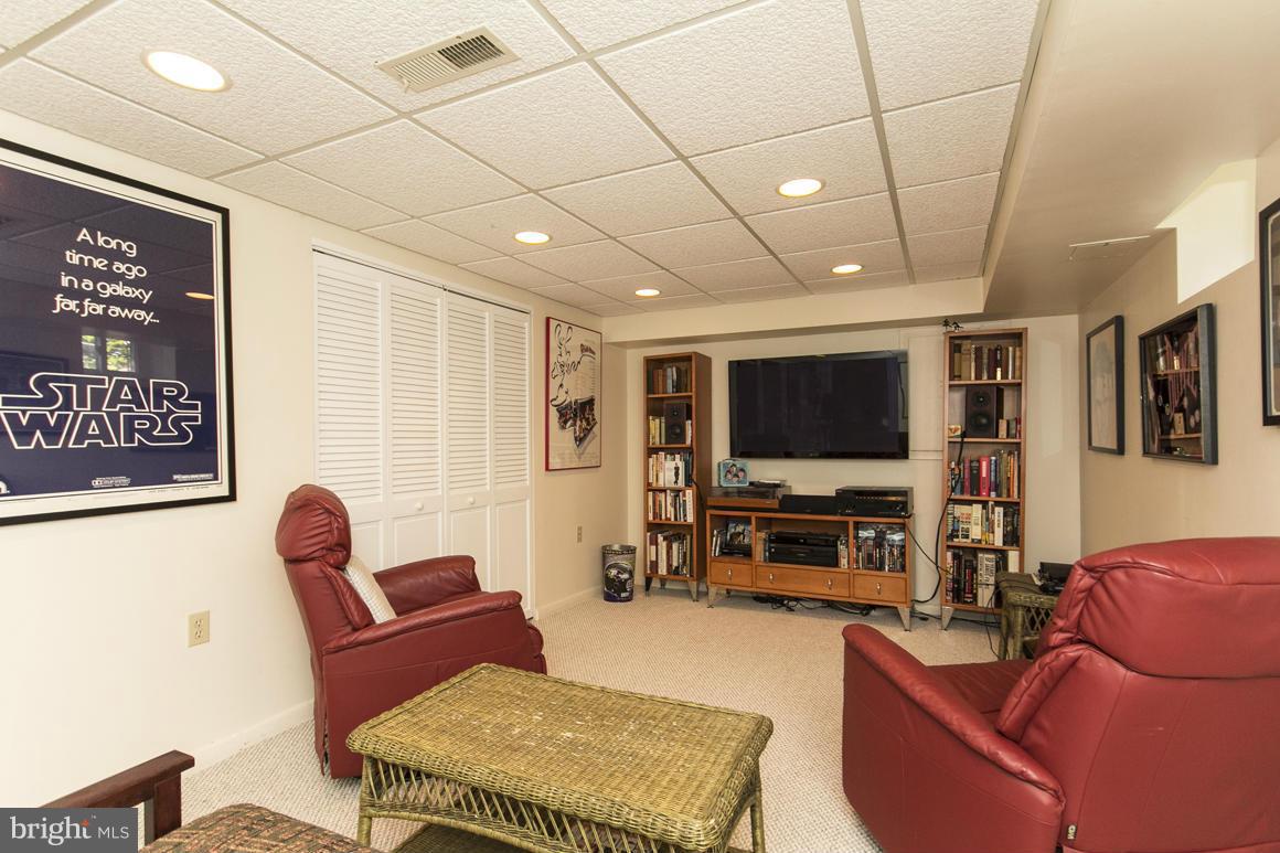 419 Murdock Road Baltimore, MD 21212 - Photo 22 of 29 Family Room