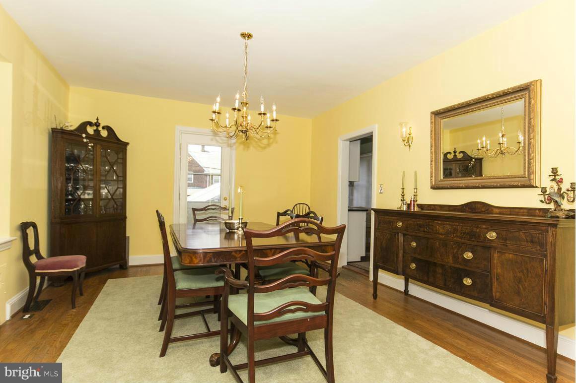 419 Murdock Road Baltimore, MD 21212 - Photo 6 of 29 Dining Room