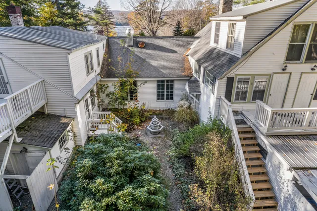 $819,000 | 9 Dry Point Drive, Rome, ME 04963