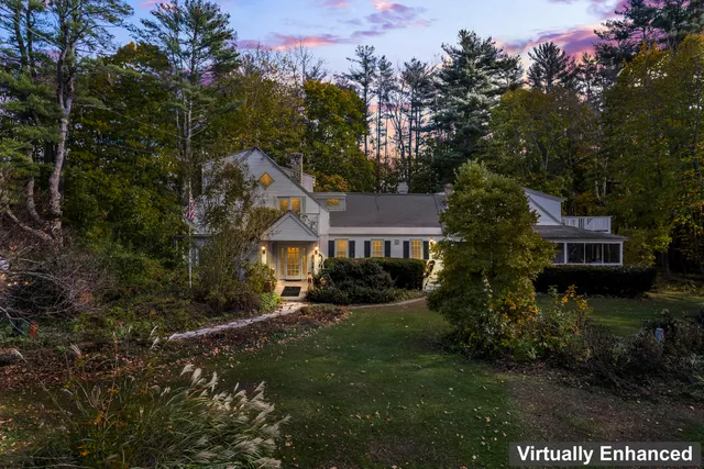 $819,000 | 9 Dry Point Drive, Rome, ME 04963