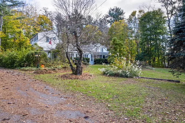 $819,000 | 9 Dry Point Drive, Rome, ME 04963