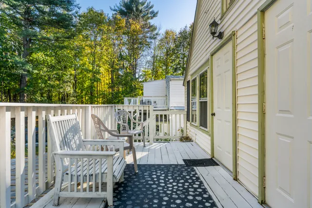 $819,000 | 9 Dry Point Drive, Rome, ME 04963