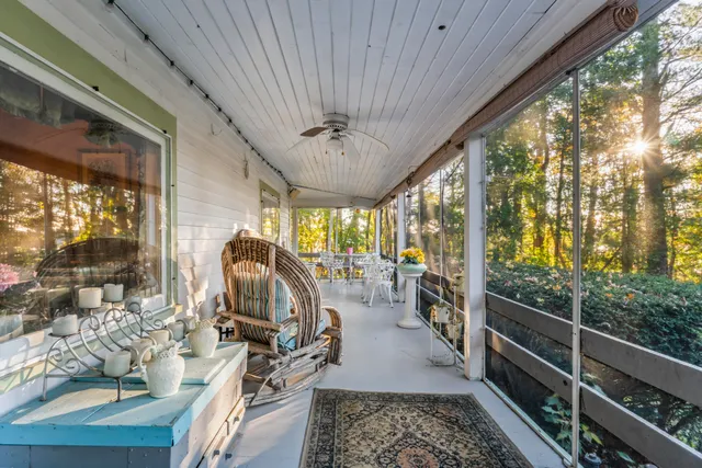 $819,000 | 9 Dry Point Drive, Rome, ME 04963