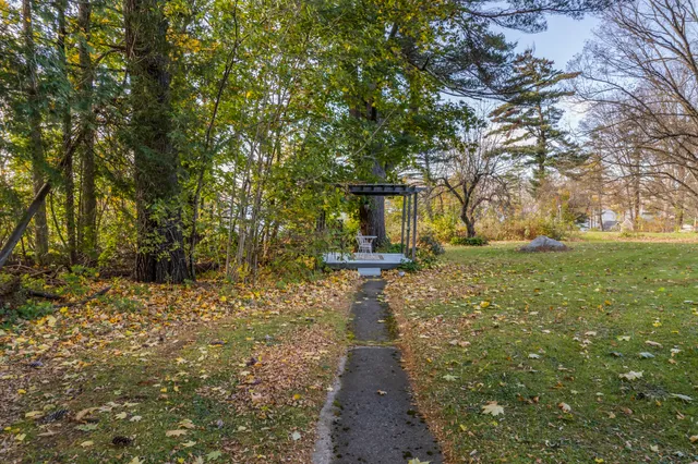 $819,000 | 9 Dry Point Drive, Rome, ME 04963