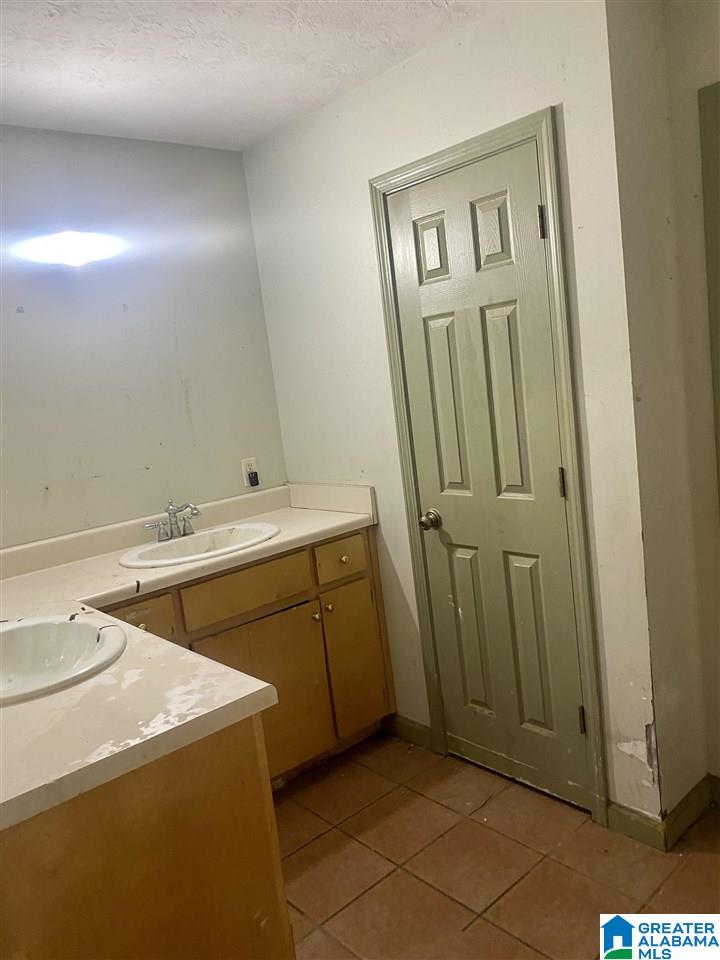 400 Denson Road Hayden, AL 35079 - Photo 6 of 10