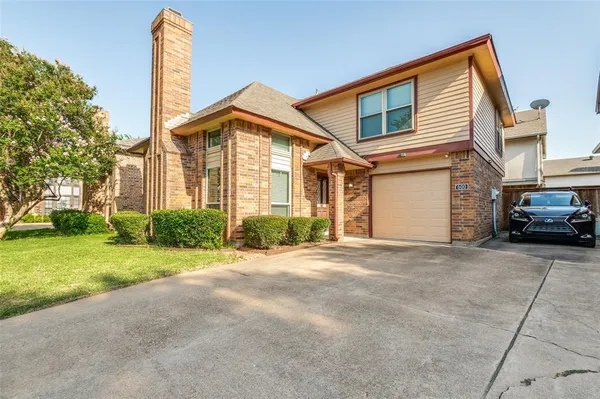 $340,000 | 500 Saddle Rock Court, Irving, TX 75063