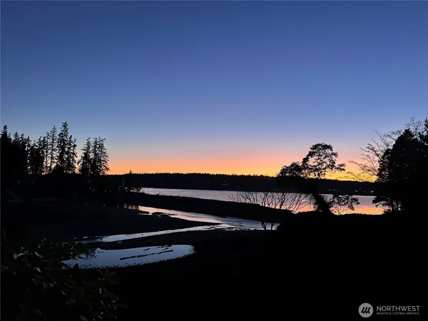 $625,000 | 9190 Fox Cove Lane, Bainbridge Island, WA 98110