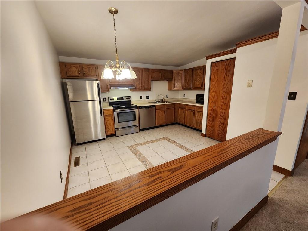 101 Sunrise Village Court Butler, PA 16001 - Photo 6 of 21