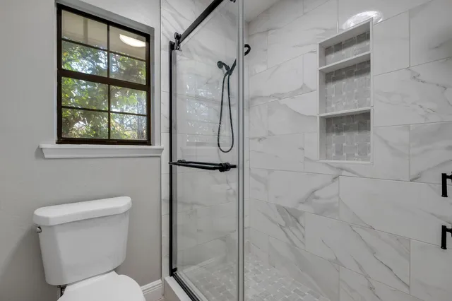 $385,000 | 2384 Tuscavilla Road, Tallahassee, FL 32312