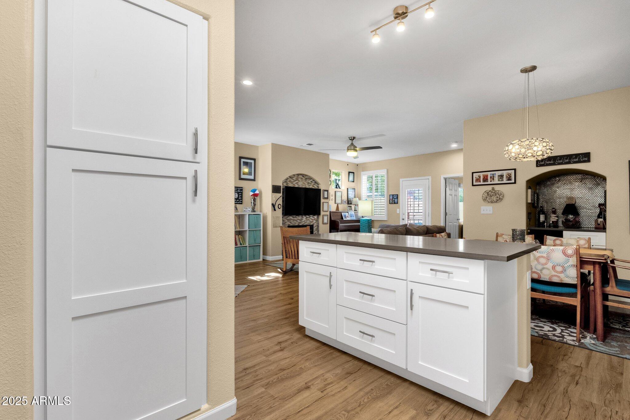 3221 North 37th Street, Unit 10 Phoenix, AZ 85018 - Photo 12 of 29 Kitchen 4