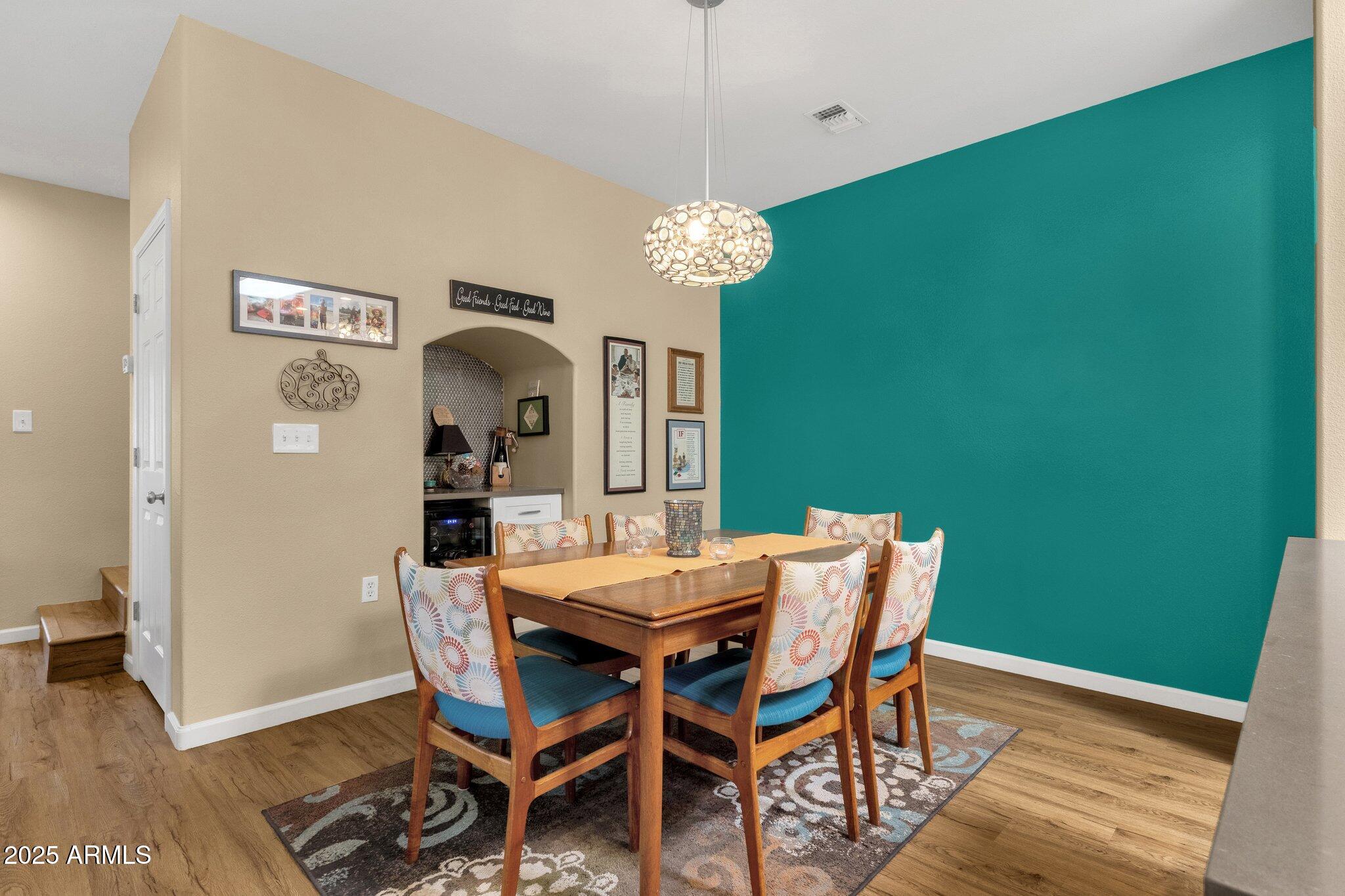 3221 North 37th Street, Unit 10 Phoenix, AZ 85018 - Photo 14 of 29 Dining Area