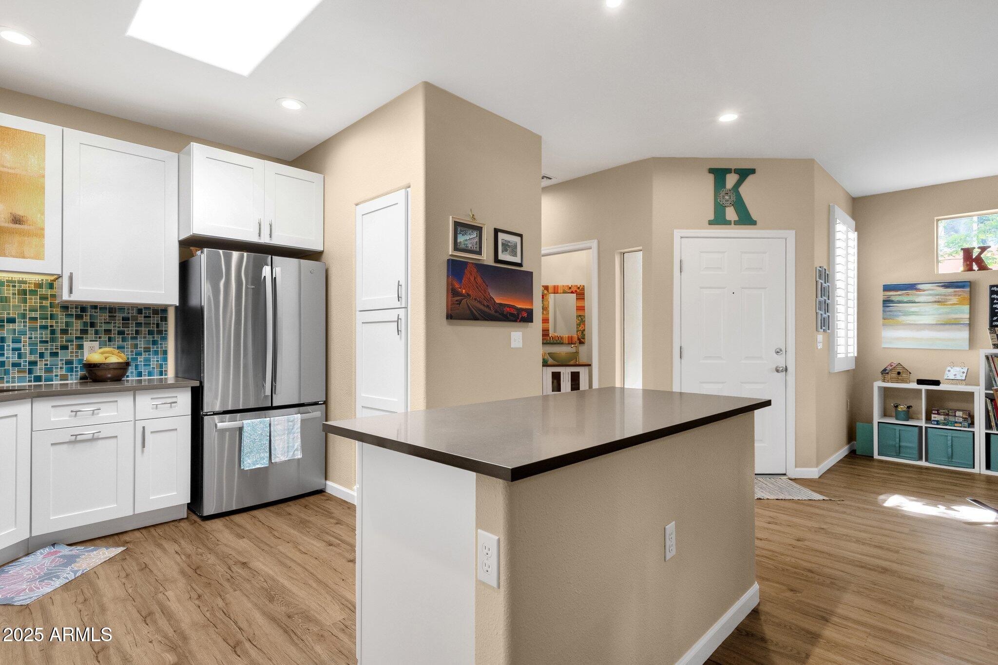 3221 North 37th Street, Unit 10 Phoenix, AZ 85018 - Photo 10 of 29 Kitchen 2