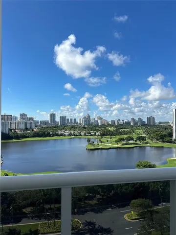 $3,200 | 3675 North Country Club Drive, Unit 1809, Aventura, FL 33180