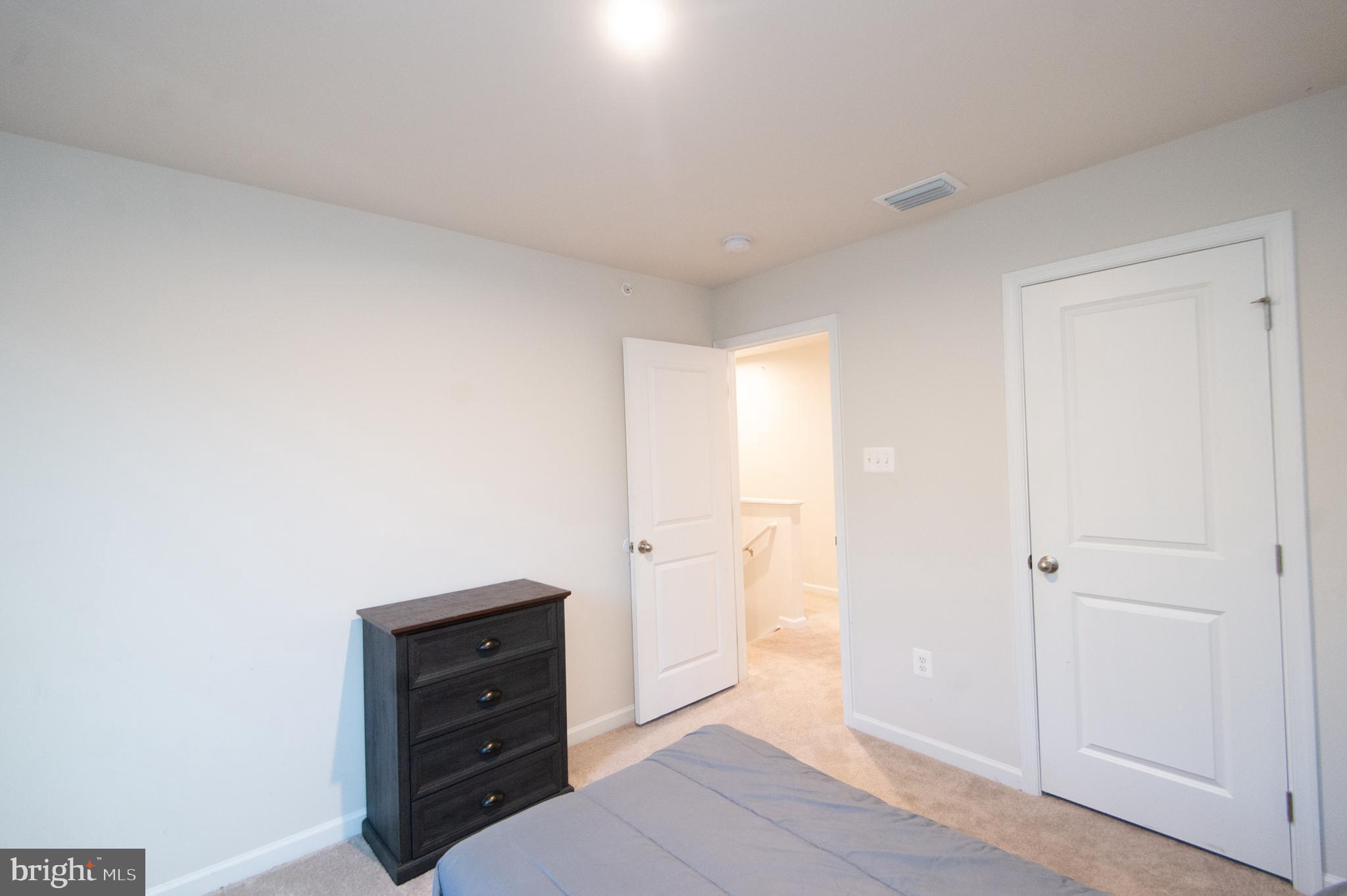 112 Mariners Way Cambridge, MD 21613 - Photo 22 of 29 a view of room and window