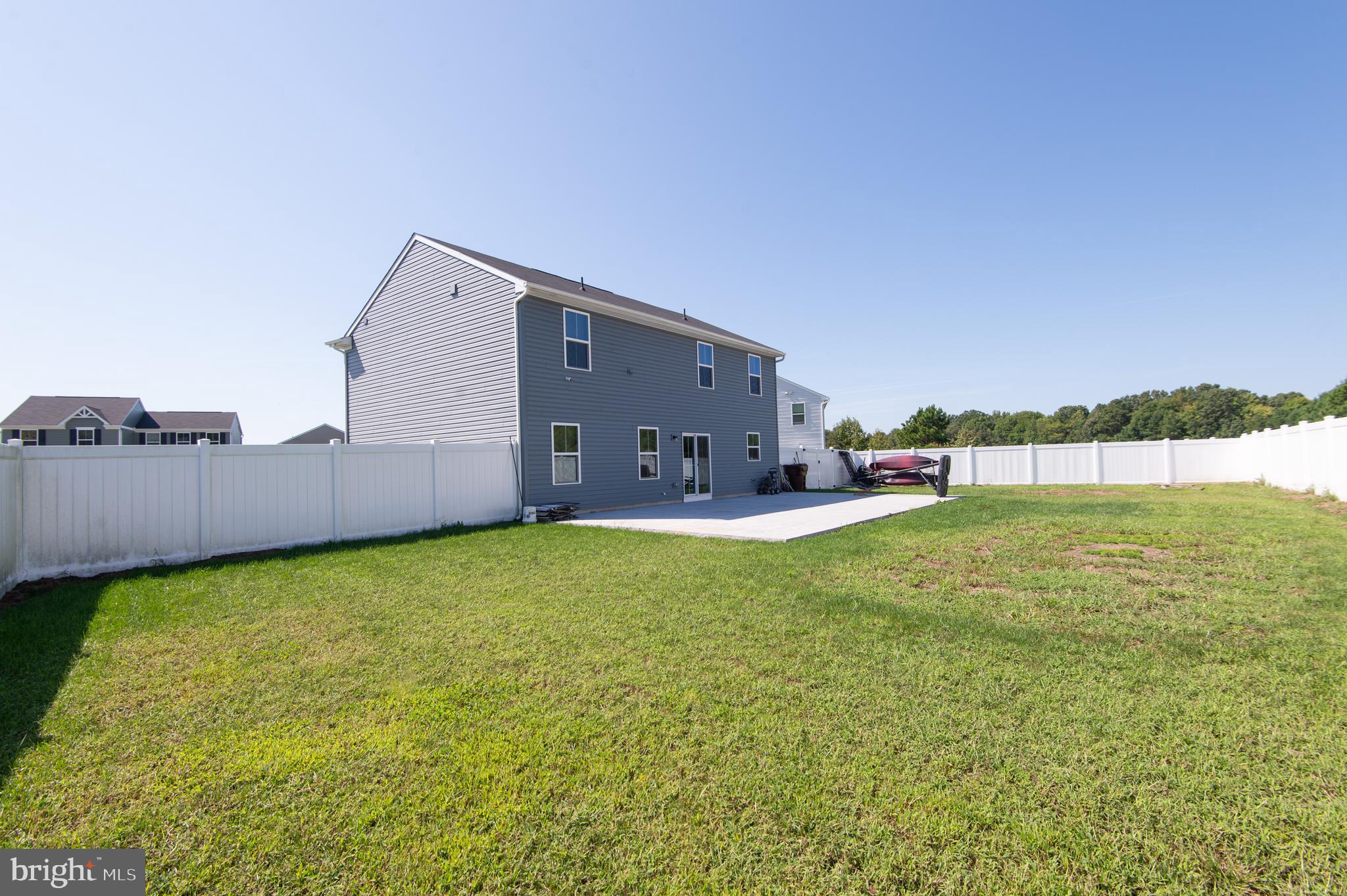 112 Mariners Way Cambridge, MD 21613 - Photo 27 of 29 a view of a backyard