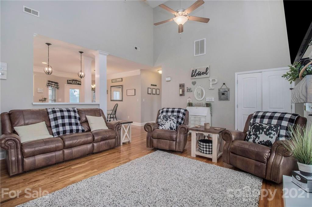 720 Springs Road Dallas, NC 28034 - Photo 5 of 37 Gallery Image 5