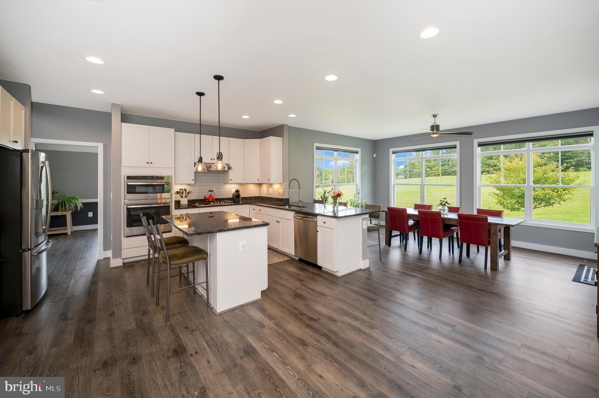 7 Chapel Ridge Stafford, VA 22554 - Photo 27 of 60 Spacious gourmet kitchen with granite counters