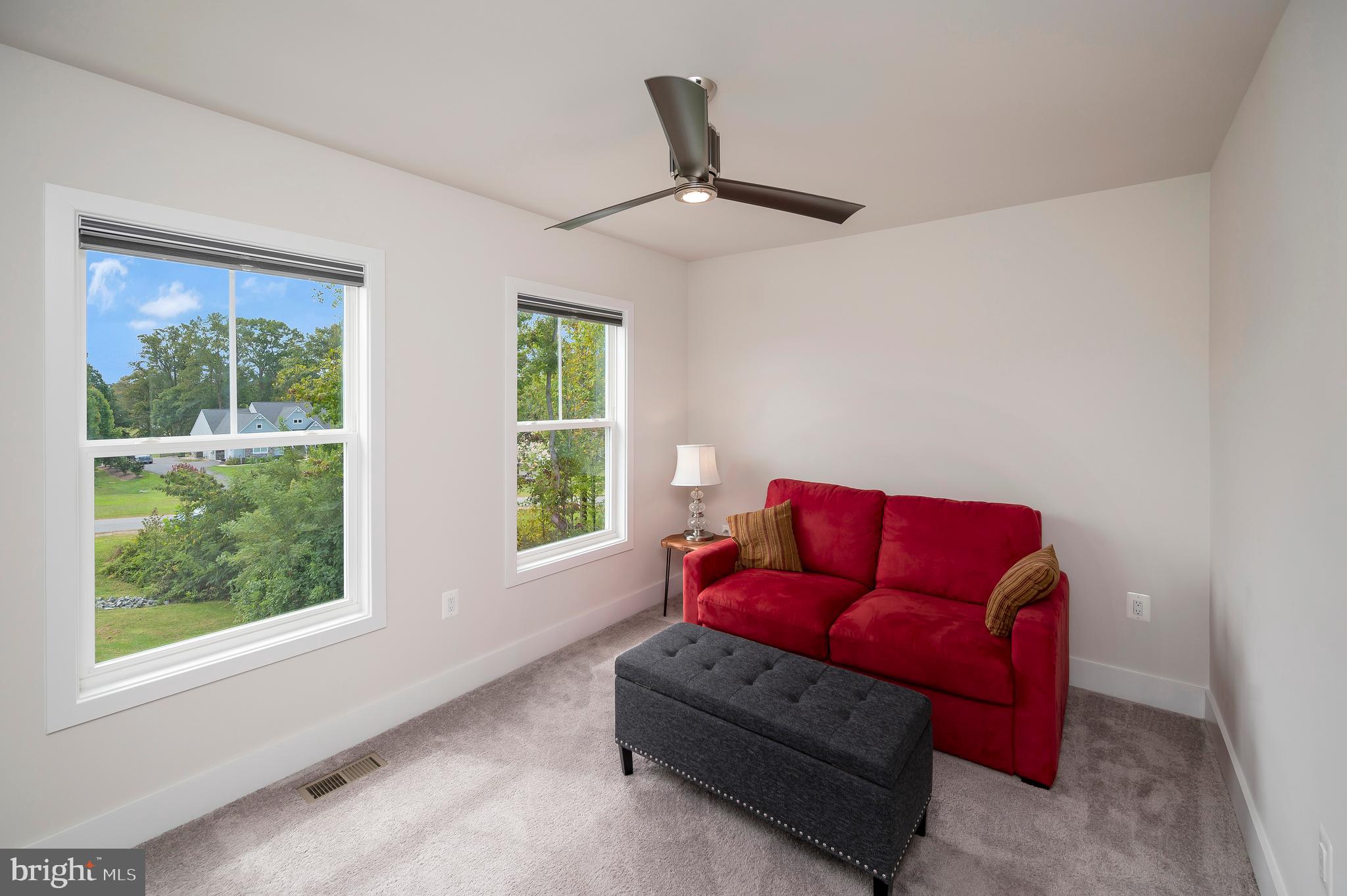 7 Chapel Ridge Stafford, VA 22554 - Photo 43 of 60 Primary bedroom sitting room
