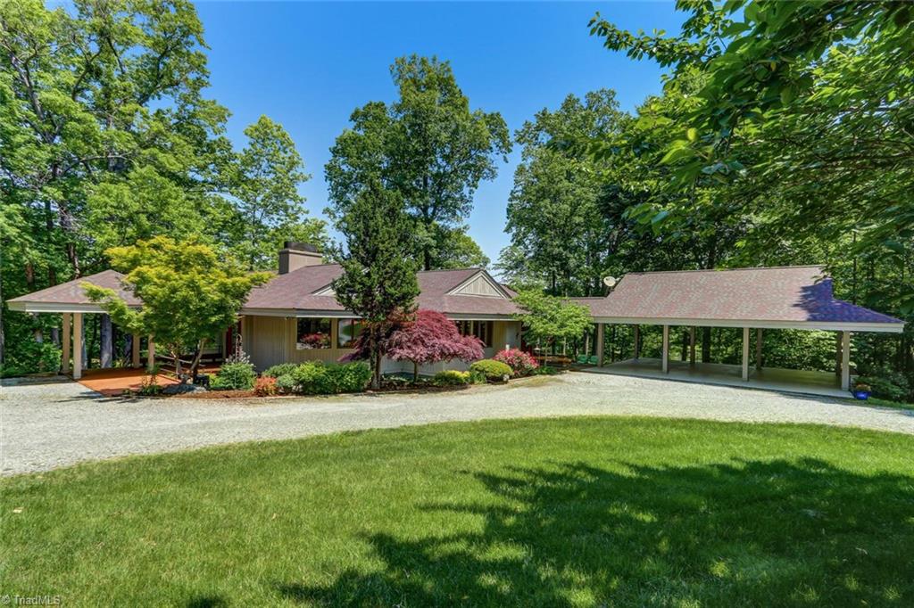 8110 Witty Road Summerfield, NC 27358 - Photo 3 of 30 Gallery Image 3