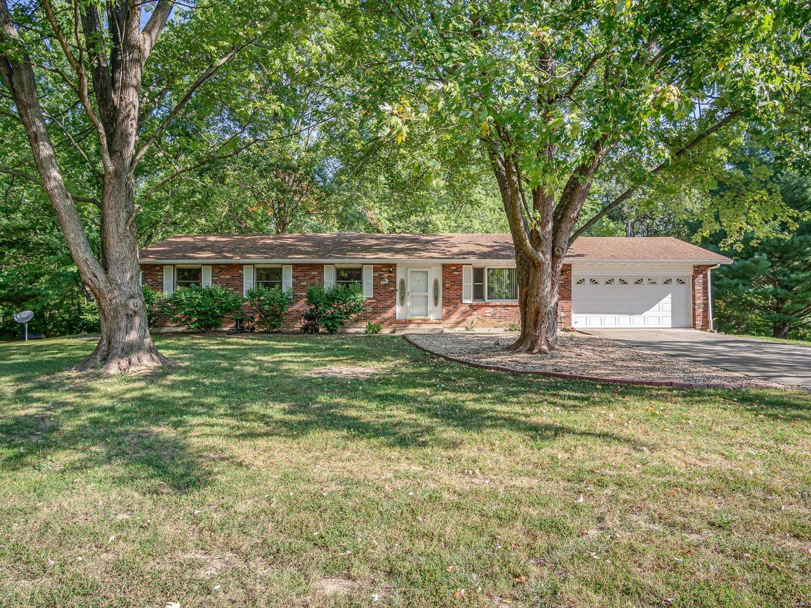 8165 Jefferson Road Freeburg, IL 62243 - Photo 3 of 32