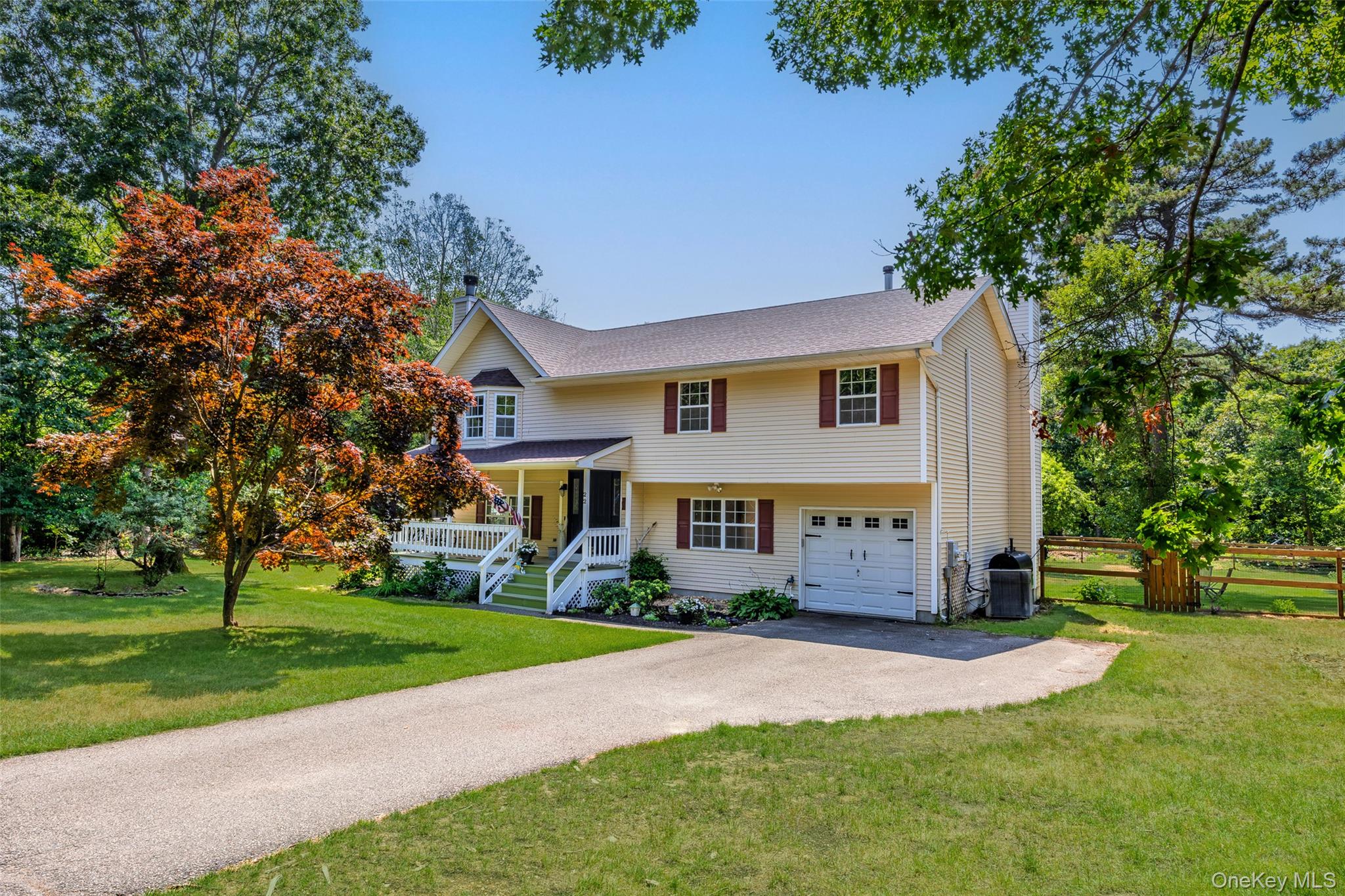 22 Bellhaven Road Bellport, NY 11713 - Photo 2 of 45