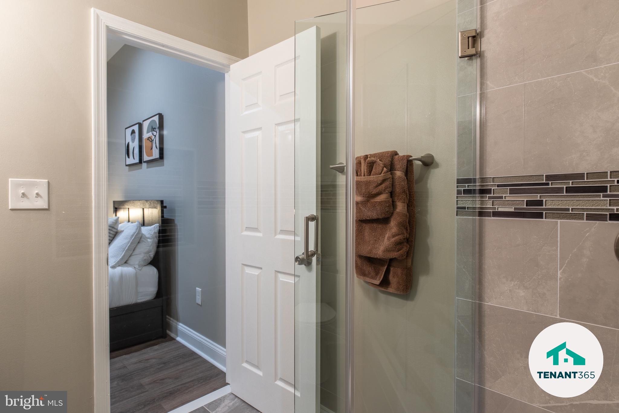 3221 Noble Street, Unit 4 Baltimore, MD 21224 - Photo 12 of 18 Modern bathroom with sleek design.