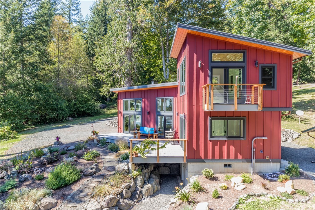884 McDonald Road, Unit EXT Quilcene, WA 98376 - Photo 25 of 38 a front view of a house