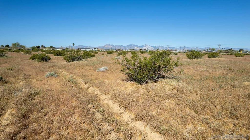 0 Between Vulcon Ave And Hood Avenue Ridgecrest, CA 93555 - Photo 23 of 42 a view of an ocean