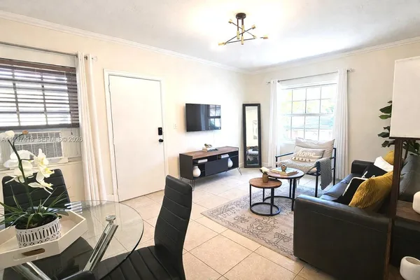 $2,500 | 70 Northwest 31st Street, Unit 2, Miami, FL 33127