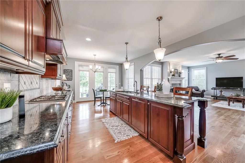 2109 John's Ridge Road Coraopolis, PA 15108 - Photo 2 of 25 Gallery Image 2