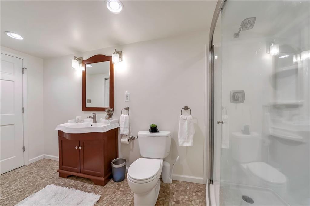 2109 John's Ridge Road Coraopolis, PA 15108 - Photo 21 of 25 Gallery Image 21