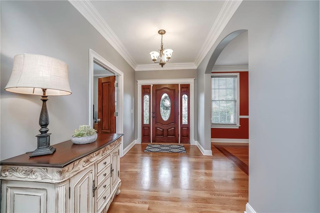 2109 John's Ridge Road Coraopolis, PA 15108 - Photo 9 of 25 Gallery Image 9