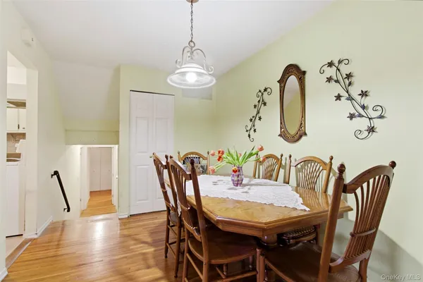 $365,000 | 100 Gateway Road, Unit 192N, Yonkers, NY 10703
