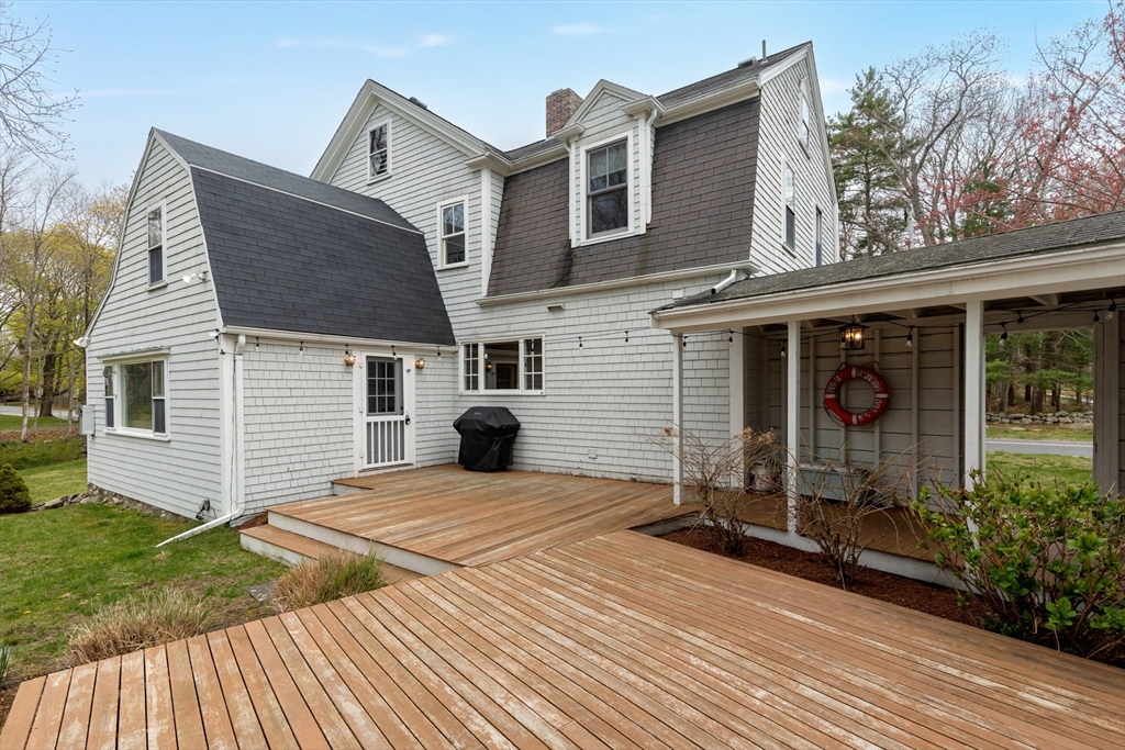 684 Country Way Scituate, MA 02066 - Photo 6 of 39
