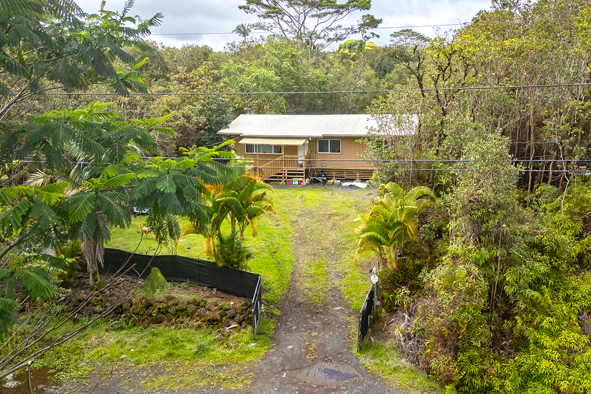 18-1248 Thorne Parkway Mountain View, HI 96771 - Photo 24 of 25 a view of a garden with plants