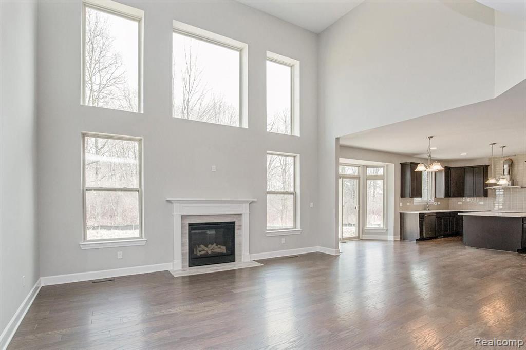 47639 Alpine Drive Novi, MI 48374 - Photo 9 of 36