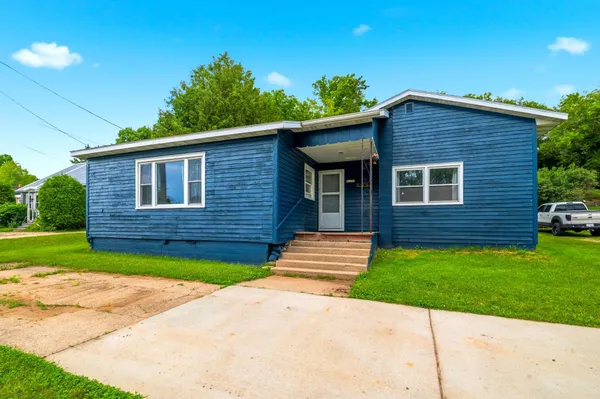 $160,000 | W2292 State Highway 22 East, Gillett, WI 54124