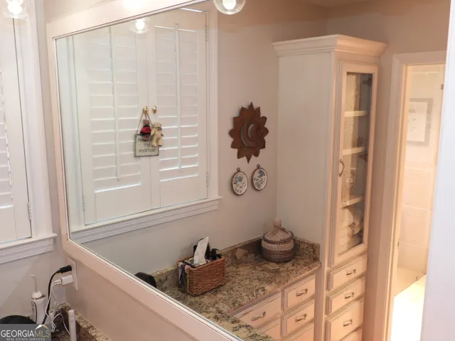 $575,000 | 220 Lake Shore Drive, Alma, GA 31510