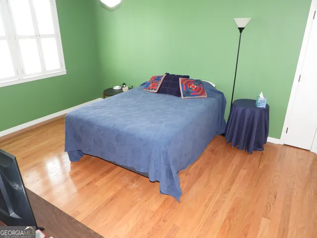 $575,000 | 220 Lake Shore Drive, Alma, GA 31510