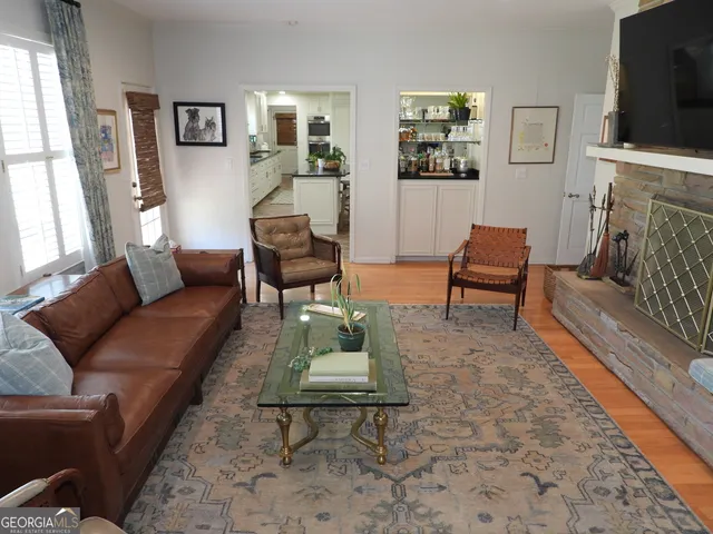 $575,000 | 220 Lake Shore Drive, Alma, GA 31510