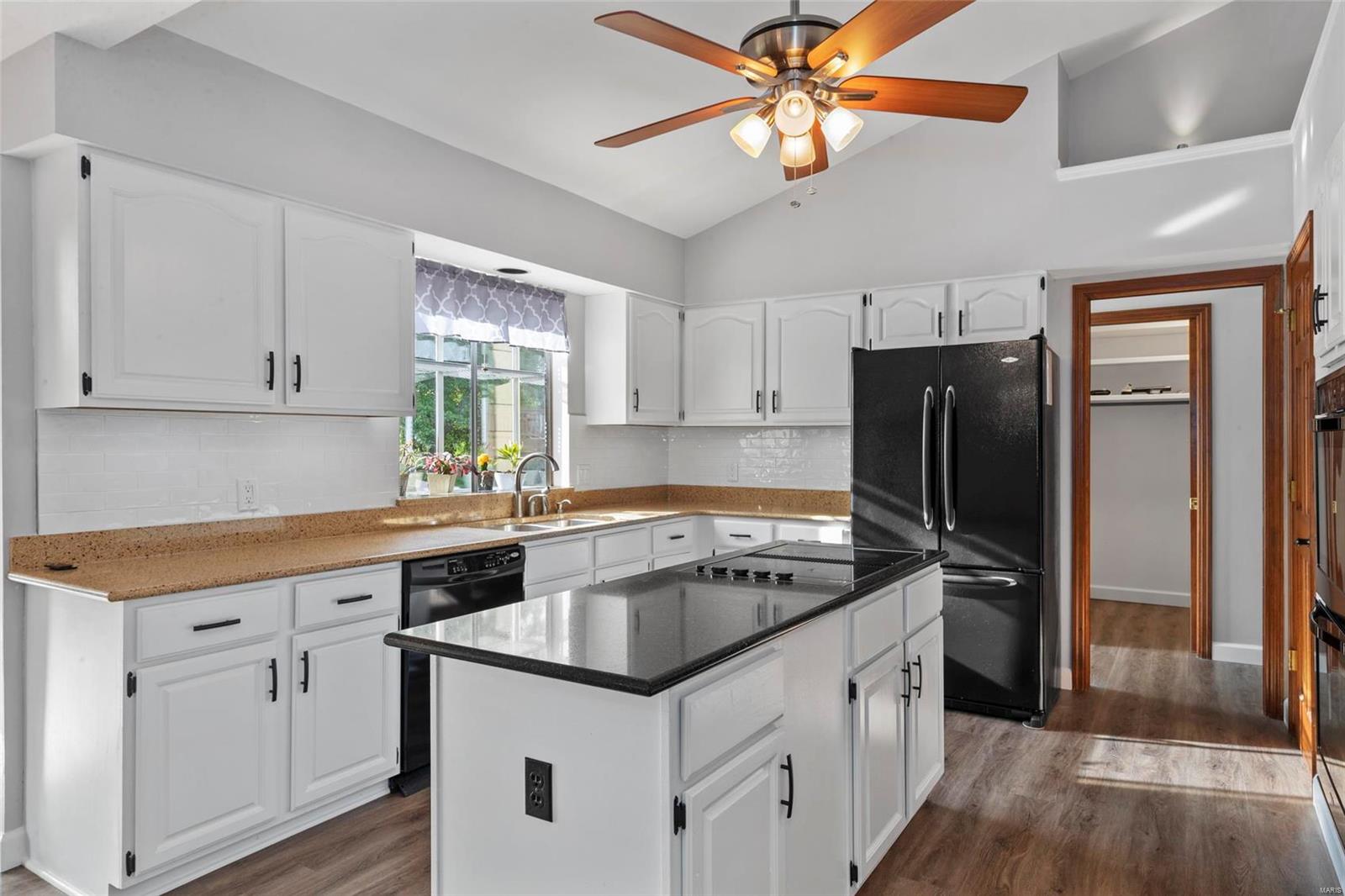 15728 Trapp Ridge Court Chesterfield, MO 63017 - Photo 20 of 44 Gallery Image 20