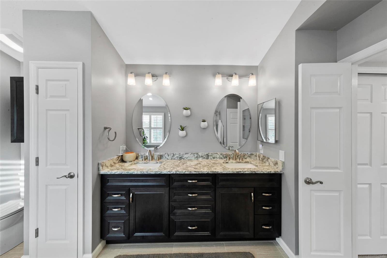 15728 Trapp Ridge Court Chesterfield, MO 63017 - Photo 30 of 44 Gallery Image 30