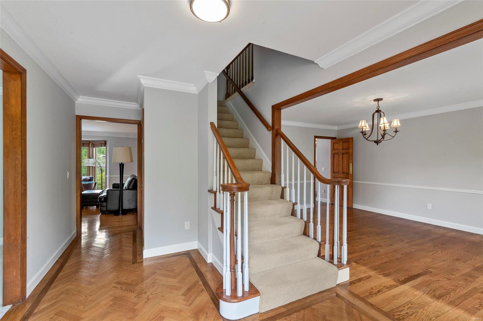 15728 Trapp Ridge Court Chesterfield, MO 63017 - Photo 8 of 44 Gallery Image 8