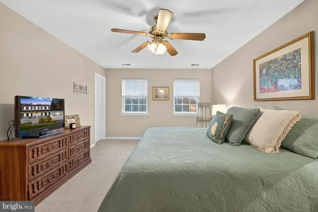 a view of a house with a garage