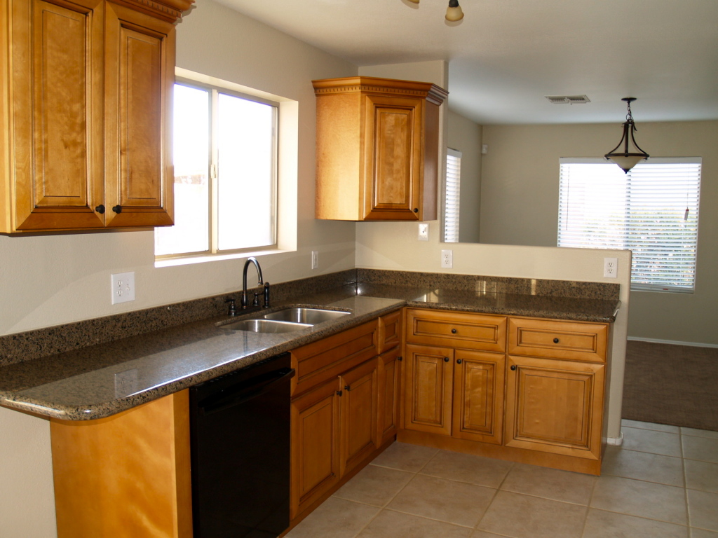 16246 West Adams Street Goodyear, AZ 85338 - Photo 5 of 21 Kitchen
