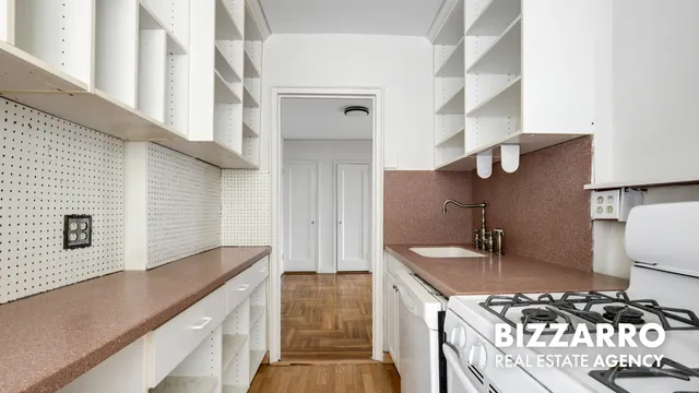 $425,000 | 360 Cabrini Boulevard, Unit 5H | Hudson Heights